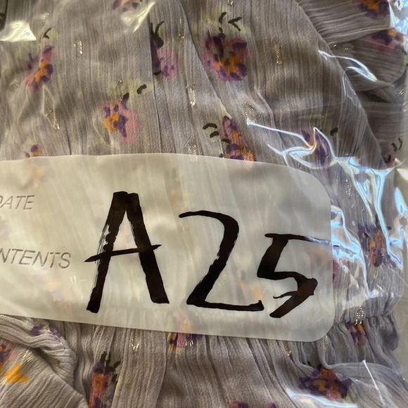 ZARA Sheer Lilac or pastel purple scrunches long sleeve size m - Picture 7 of 7